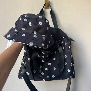 Alice + Olivia Daisy Floral Black Duffle Bag Bucket Hat Set